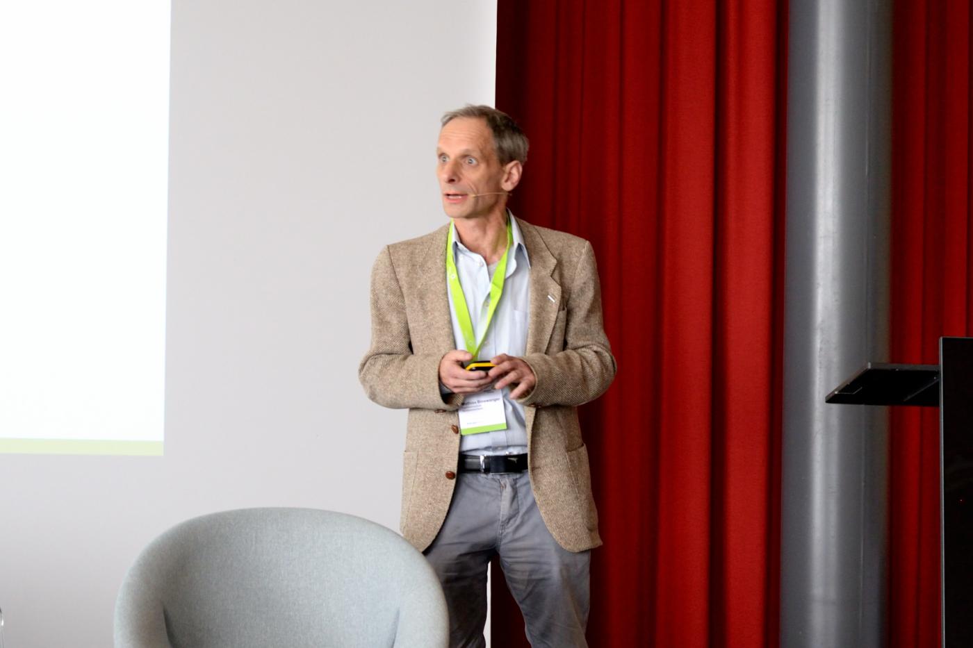 Buchautor und Dozent Prof. Mathias Binswanger.