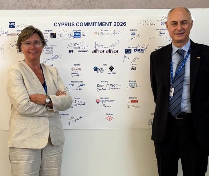 CEN- und Cenelec-Mitglieder unterzeichnen die Zypern-Verpflichtung