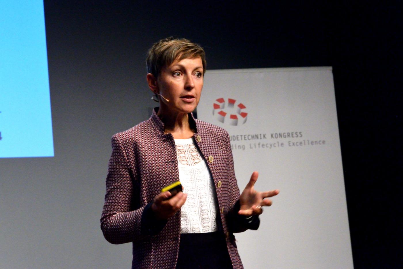 Will man optimieren, muss man den Ist-Zustand kennen: Elena Cortona stellte im Trafo Baden kommunizierende Sensorlösungen vor.