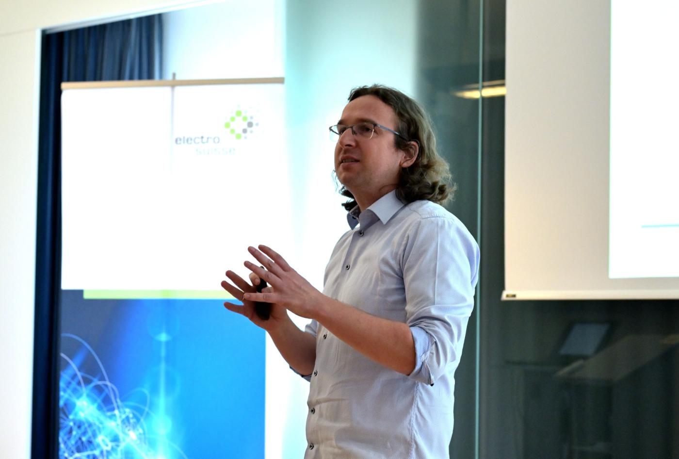Hannes Weigt, Professor an der Universität Basel, erläuterte, welche Marktregeln für eine gesicherte Energieversorgung nötig sind.