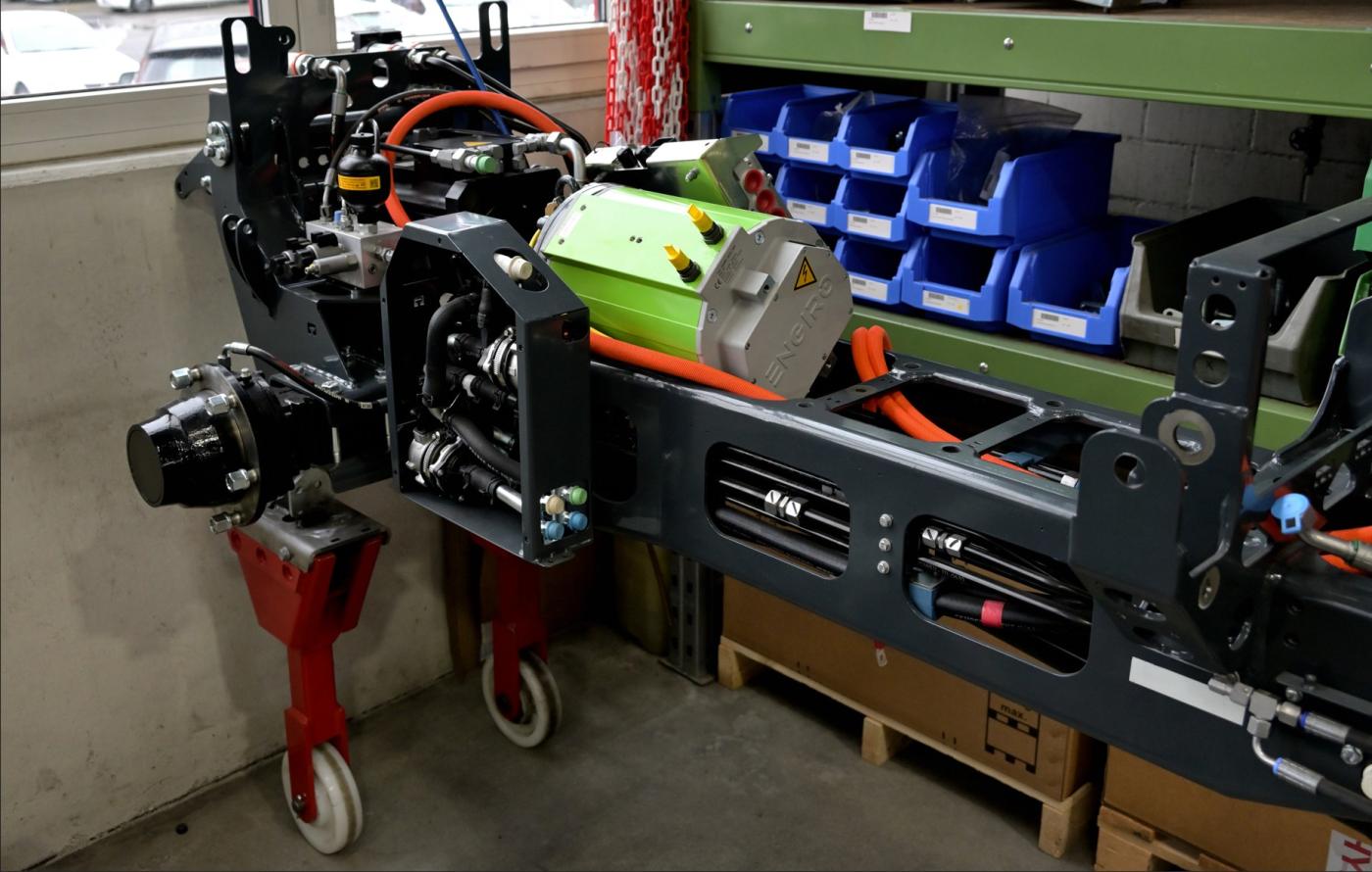 <span lang="DE">Chassis des Rigitrac SKE40 mit Elektromotor.</span>