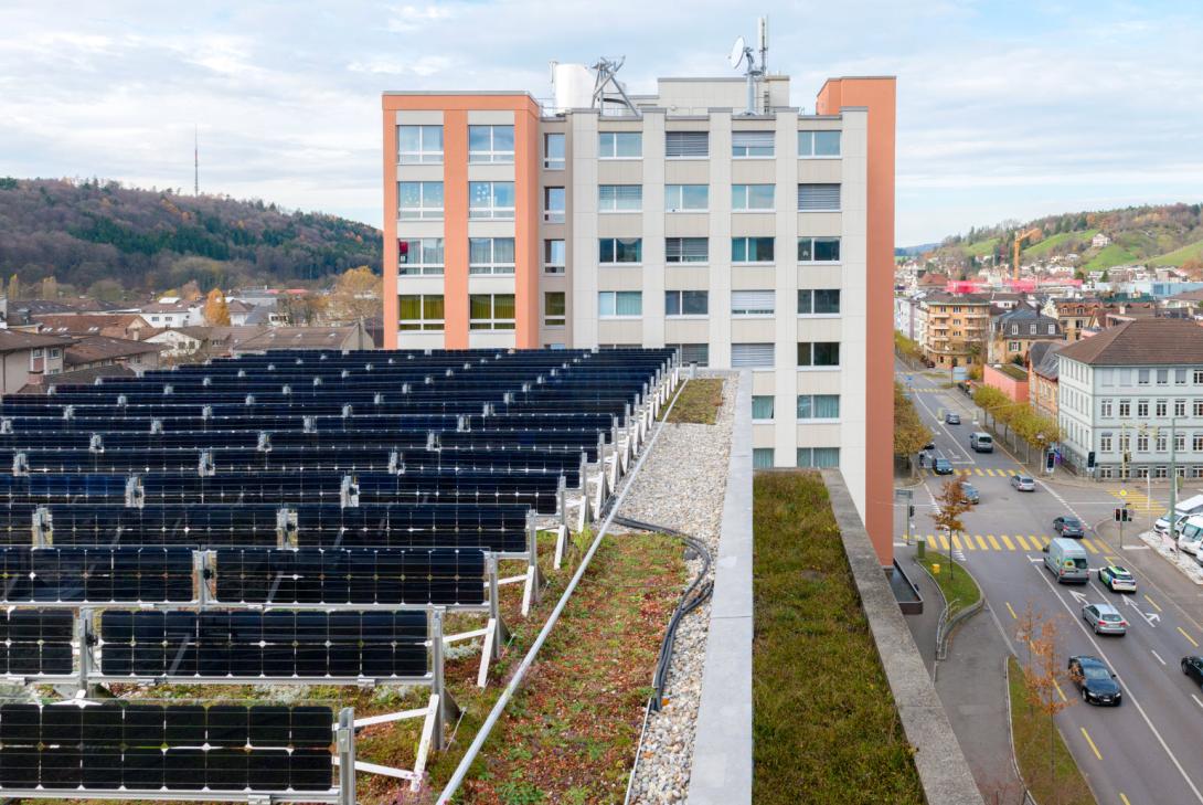 Stromzukunft mit mehr oder weniger Solar?