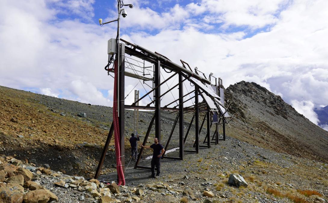 Alpen-PV liefert im Winter bis zu viermal mehr Strom
